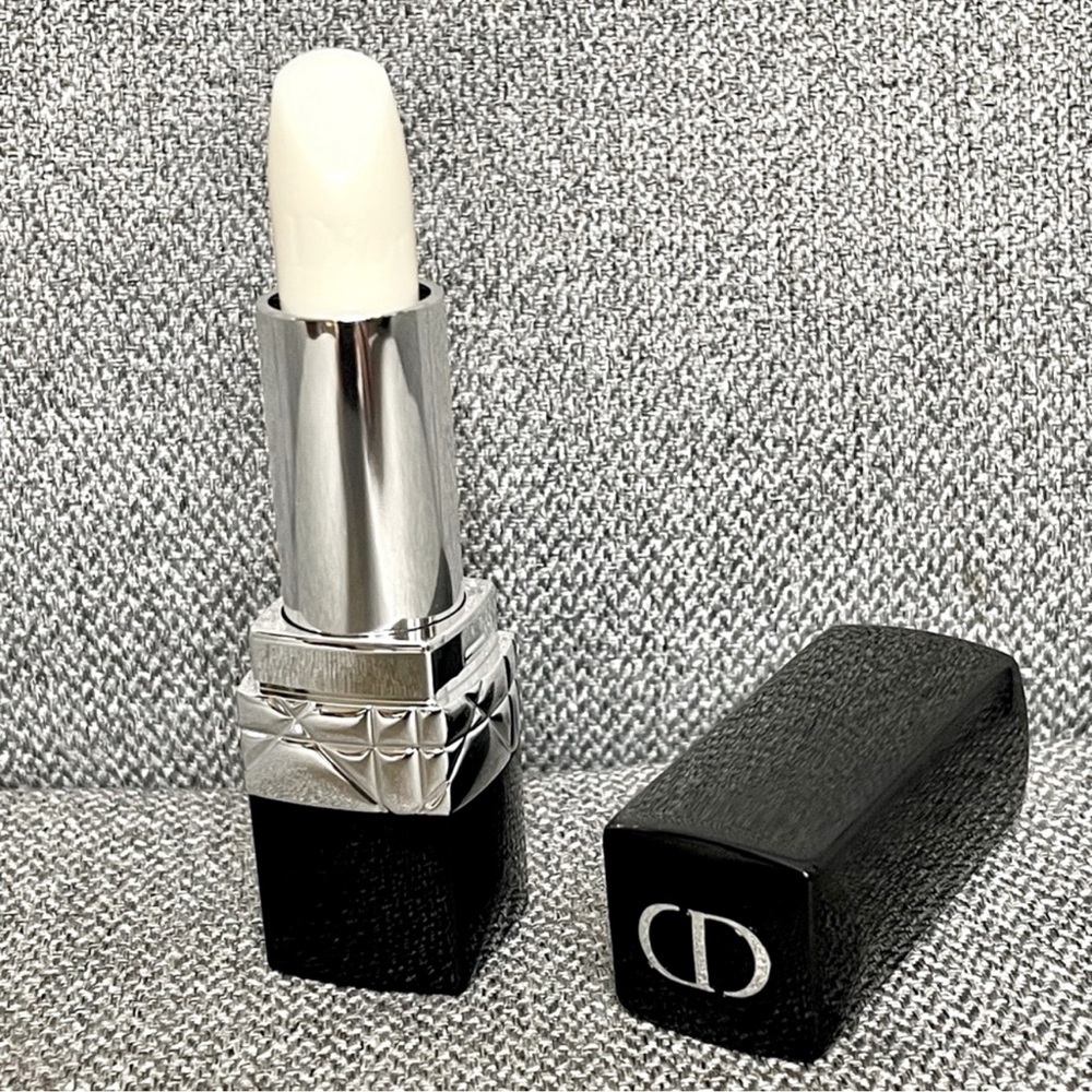 Christian Dior Necklace, Parfums Tote, Rouge Dior and Gifts Bundle  MSRP $735 - Picture 4 of 13
